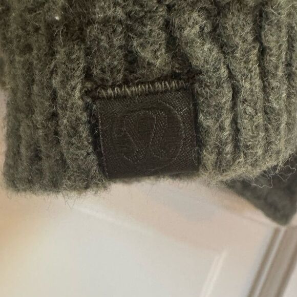 Lululemon Twin Rib Sweater Wrap in Heathered Dark Olive - Picture 7 of 7